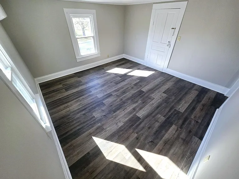 511 Cummings St #D — Photo 8