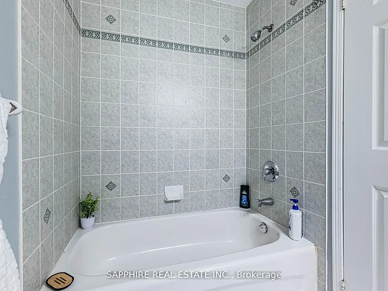 3255 Redpath Cir — Photo 32