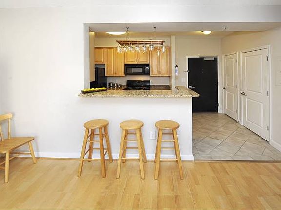 Breakfast Bar