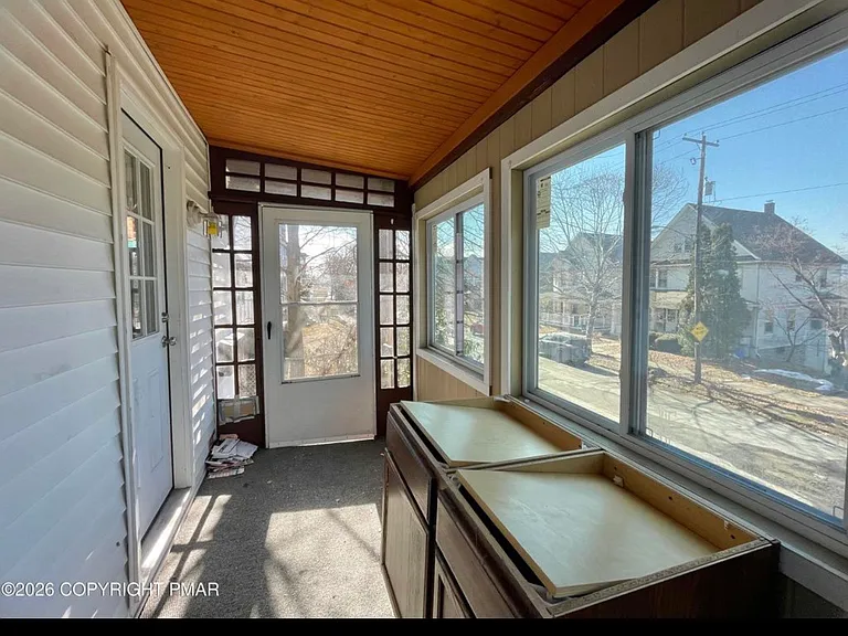 1028 N Webster Ave #1 — Photo 38