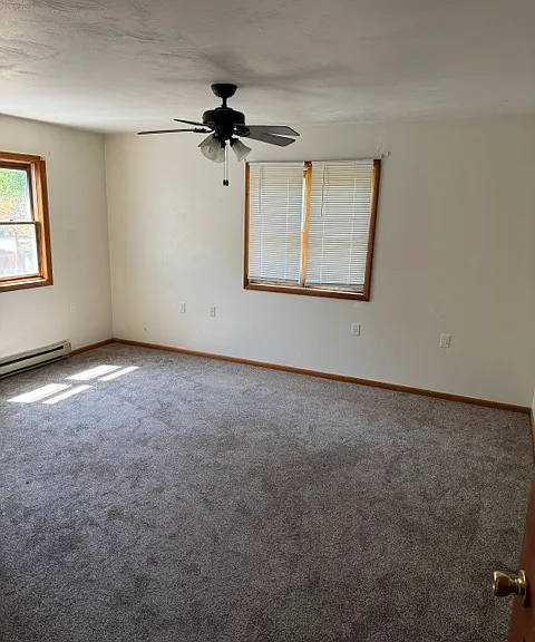 25 Railroad Ave #3 — Photo 4