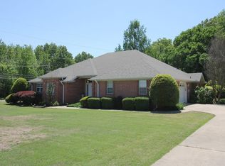 2700 Park Ridge Dr, Paragould, AR 72450