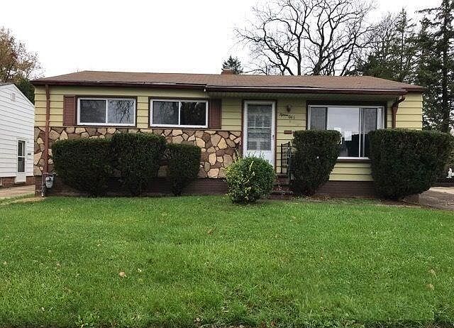 1st image of 15041 Florence Dr