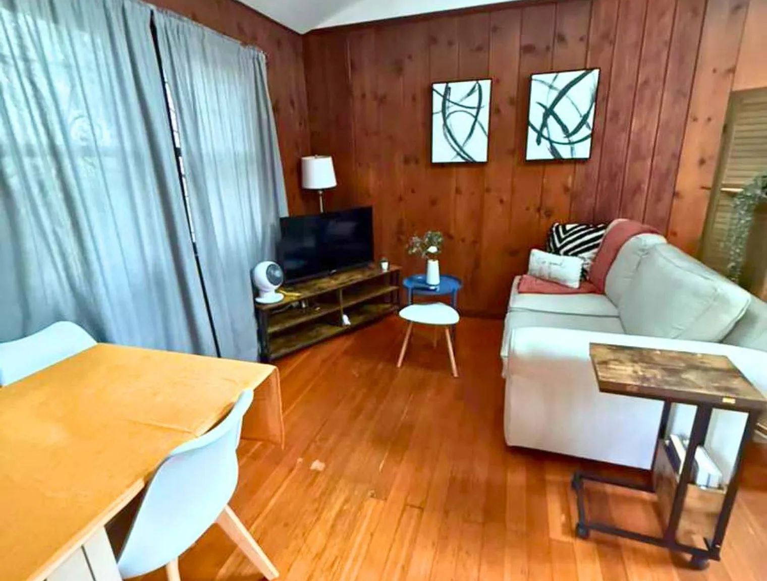 Studio, 1.0 bath, 548 sqft, $3,588 — Photo 3