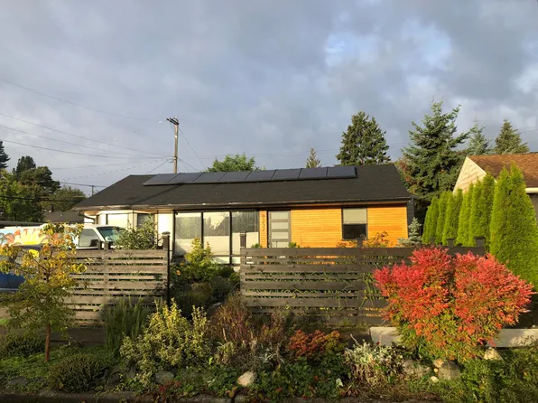 9237 32nd Ave SW, Seattle, WA 98126