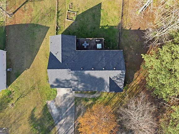 5th image of 1730 Wilkerson Rd SW