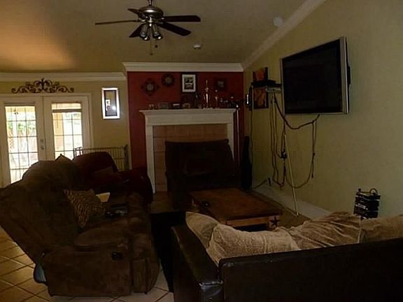 4th image of 133 Edgewood Dr