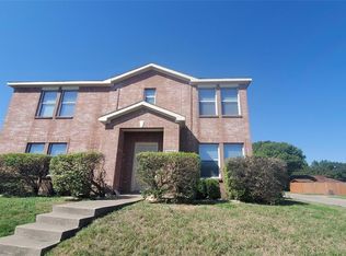 1201 Beeblossom Dr, Desoto, TX 75115