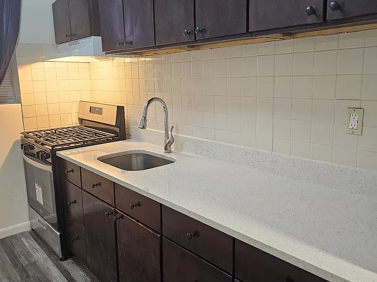 235 E 91st St #1 — Photo 8