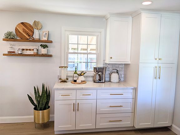 Kitchen // Coffee bar and large pantry