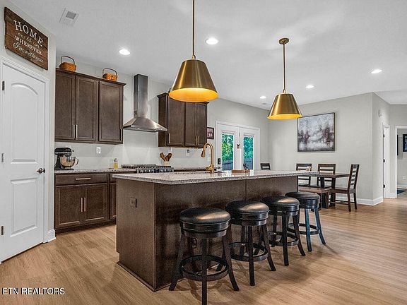 5th image of 8708 Yellow Aster Rd