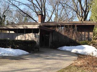 240 Berkshire Rd, Waterloo, IA 50701