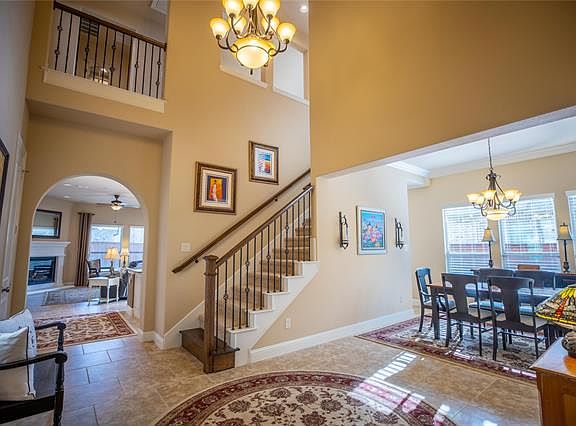 2nd image of 4031 Jasmine Fox Ln