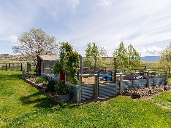 29th image of this home