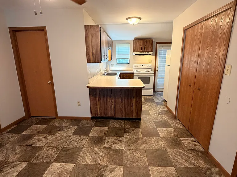900 Shelley Ct #D — Photo 1