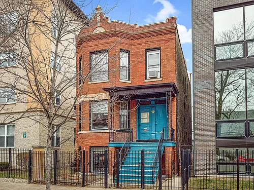 2712 W Cortland St #2 Photo 1