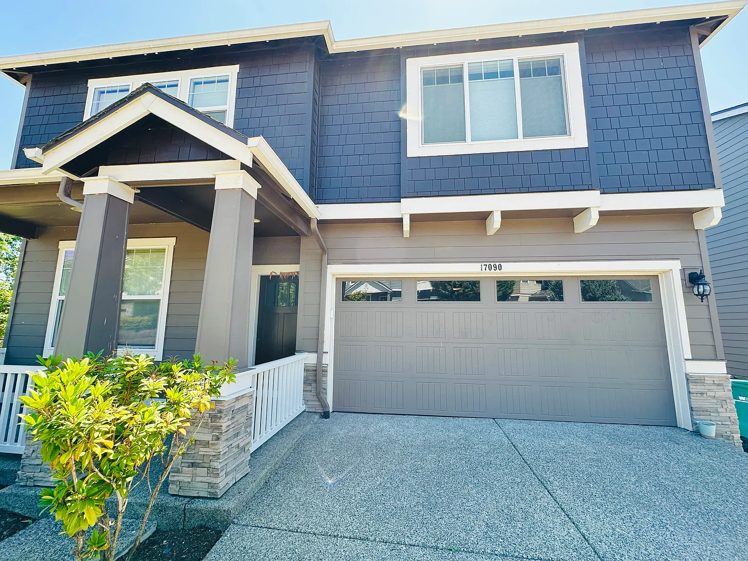 5 bed, 2918 sqft, $3,200 — Photo 3