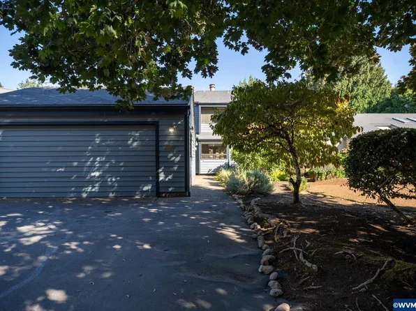 4322 Lone Oak Rd SE, Salem, OR 97302