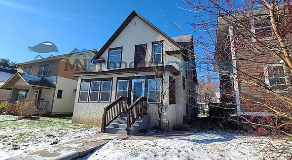 3rd image of 1527 Logan Ave N