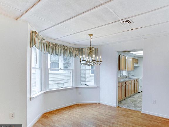 4th image of 7627 B St APT 1