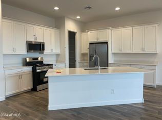 3944 E Kenley Ln, San Tan Valley, AZ 85143