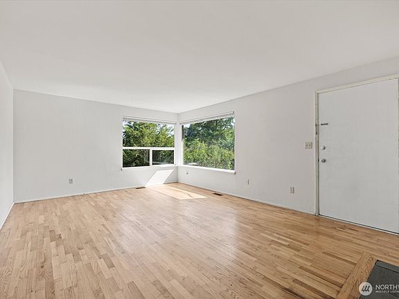 4th image of 14709 58th Avenue S