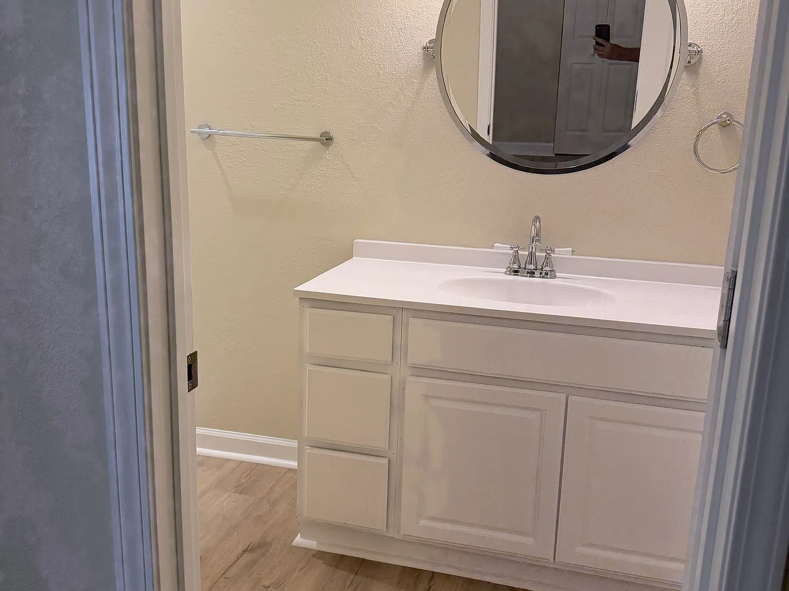 2 bed, 900 sqft, $975 — Photo 4