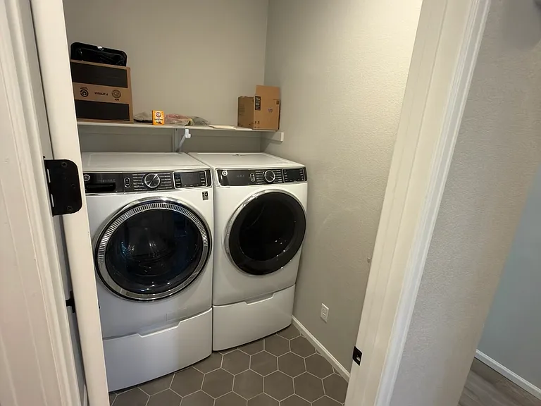 Washer dryer