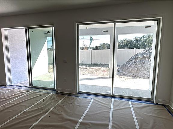 5th image of 851 Hawthorne Berry Rd