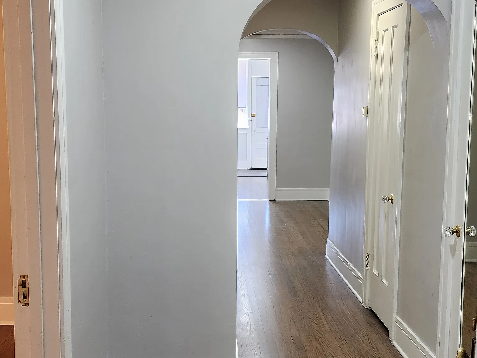 2 bed, $2,000 — Photo 2