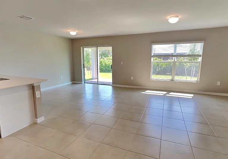 4731 Gillot Blvd — Photo 9