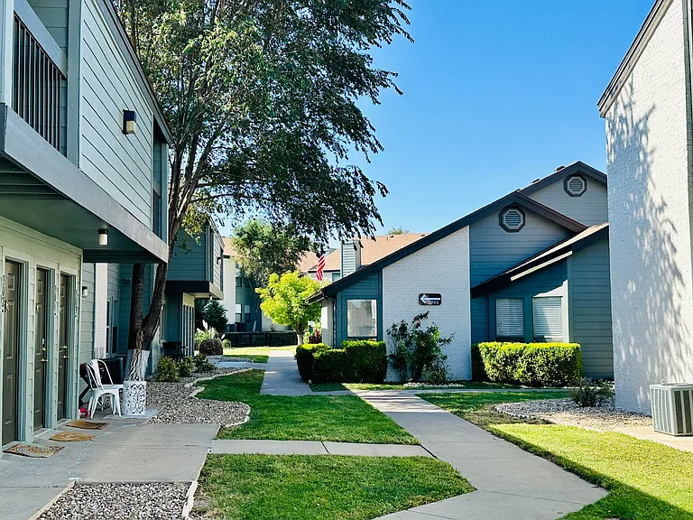 Cimarron Apartments — Photo 11