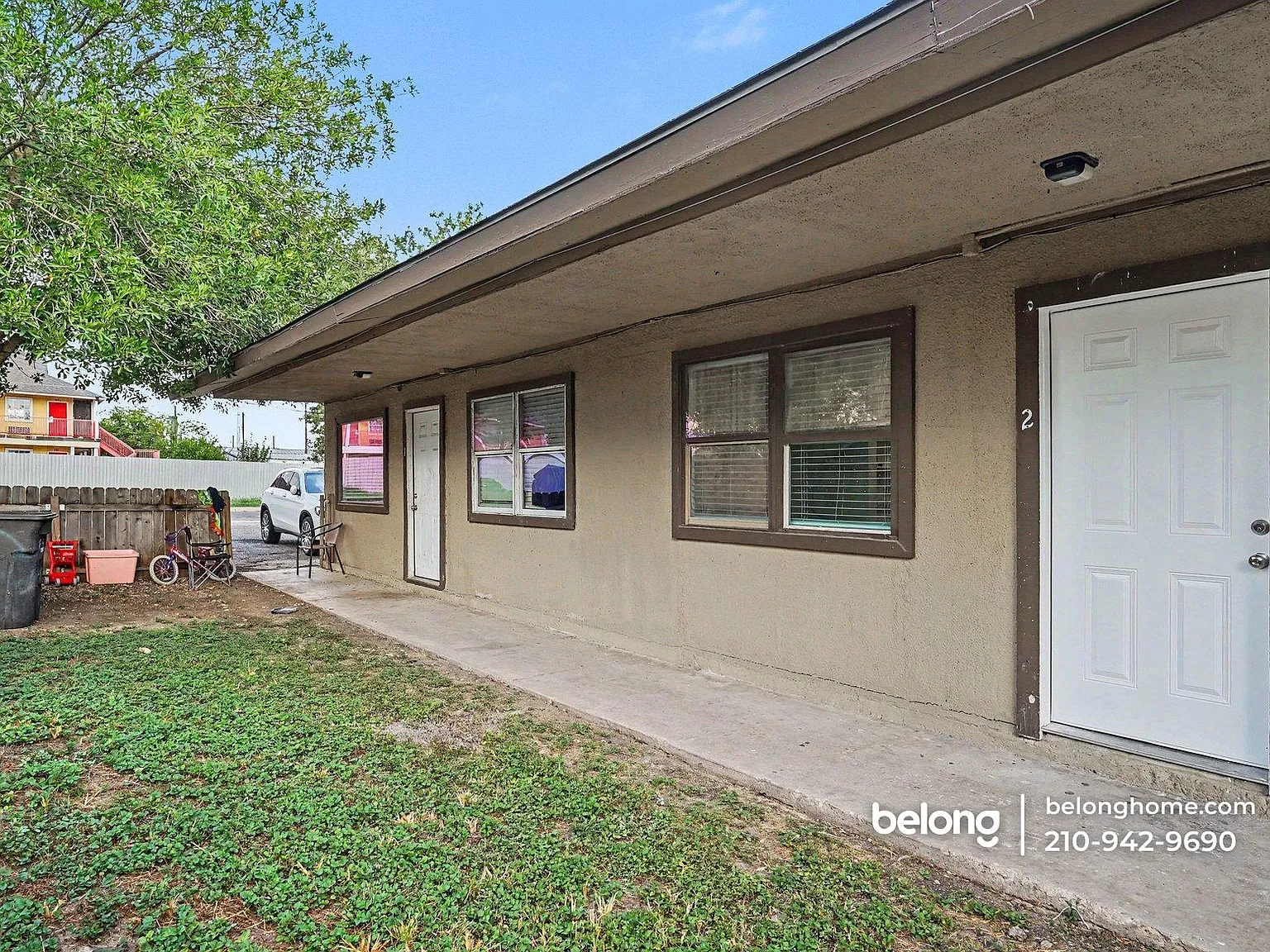 522 Altitude Dr — Photo 2