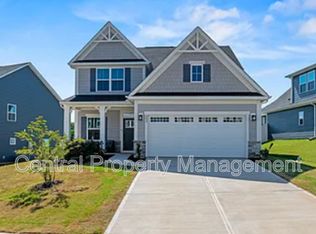 200 Hollythorpe Ln, Fountain Inn, SC 29644