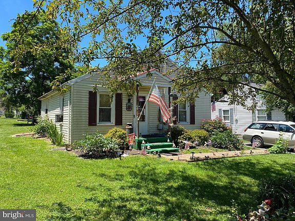 2nd image of 507 Brookdale Ave