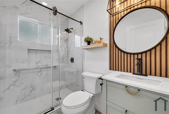 2305 Sesmas St #B — Photo 8
