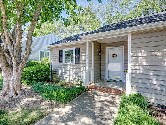 2nd image of 40 Wood Pointe Dr Unit 57