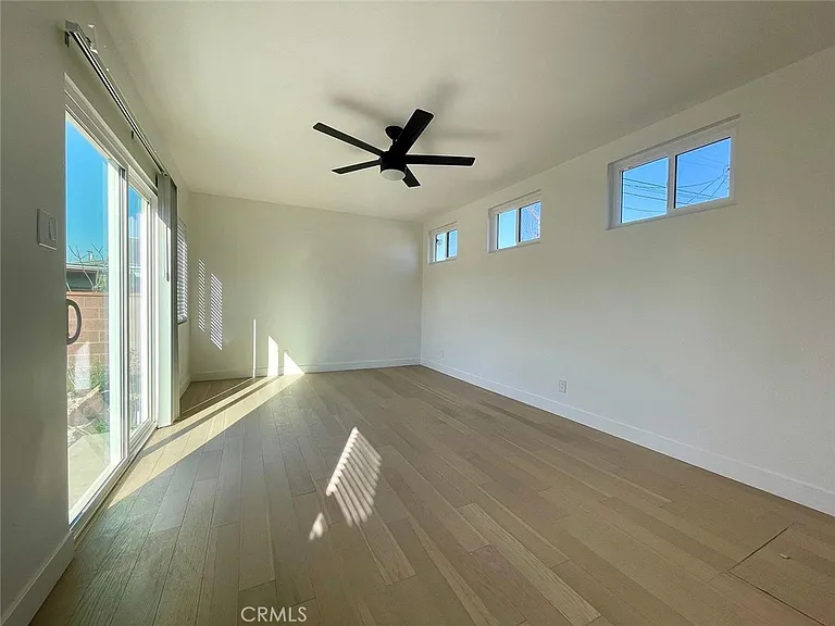 5427 W 135th St — Photo 13
