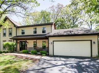796 Bonnie Brae Ct, Bolingbrook, IL 60440