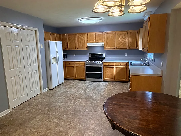 184 Gaskins Rd — Photo 5