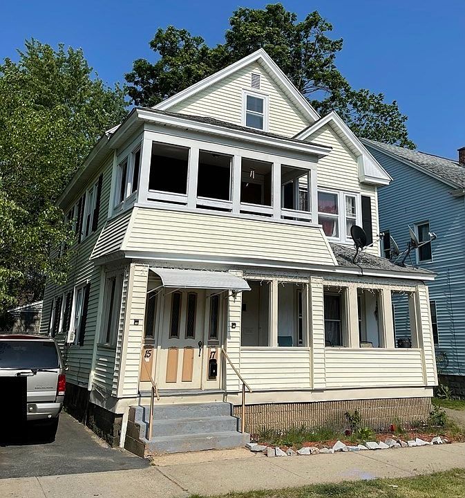 2nd image of 15-17 Earl St