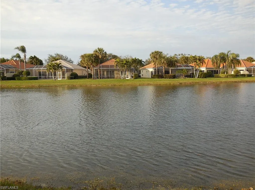 2 bed, 2.0 bath, 1680 sqft, $3,000 — Photo 2