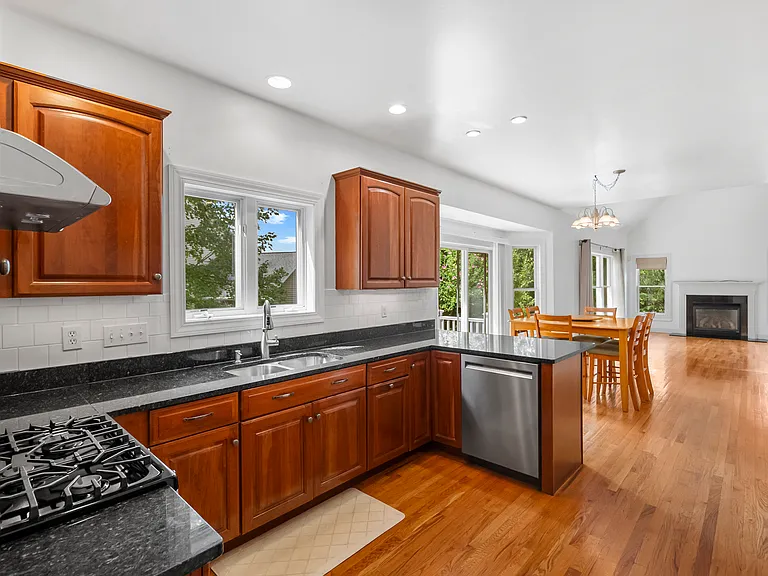 2 Oakline Ct — Photo 7