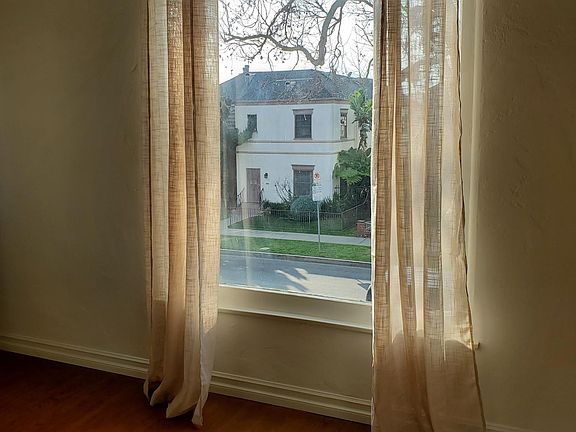 Livingroom with West view