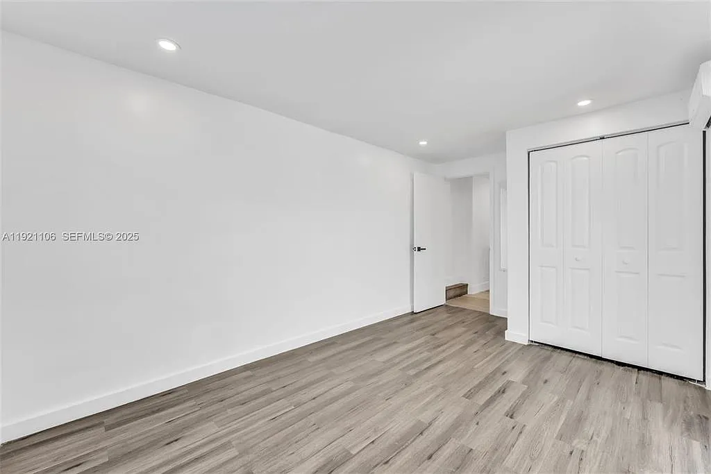 1 bed, 1.0 bath, 250 sqft, $1,200 — Photo 4
