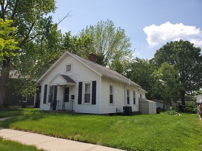 1011 E Washington St, Bloomington, IL, 61701