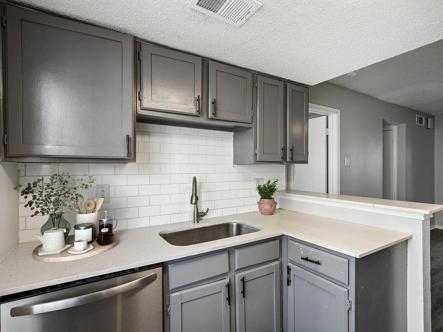 Wythe Apartment Homes — Photo 4