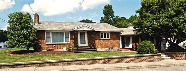 1st image of 303 N 9th St