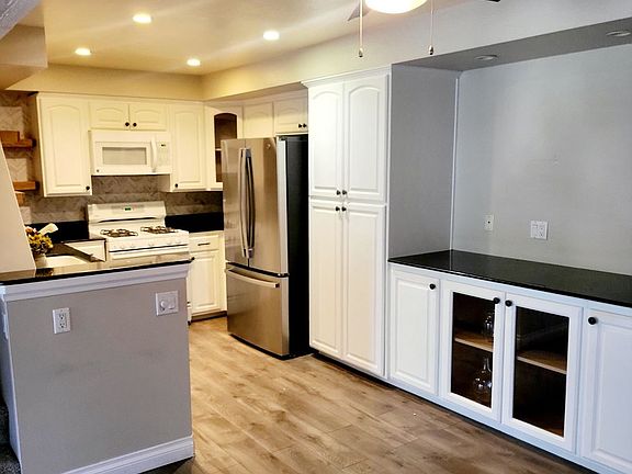 2nd image of 12237 Carmel Vista Rd Unit 262