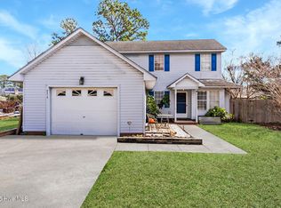 4215 Devonshire Ln, Wilmington, NC 28409